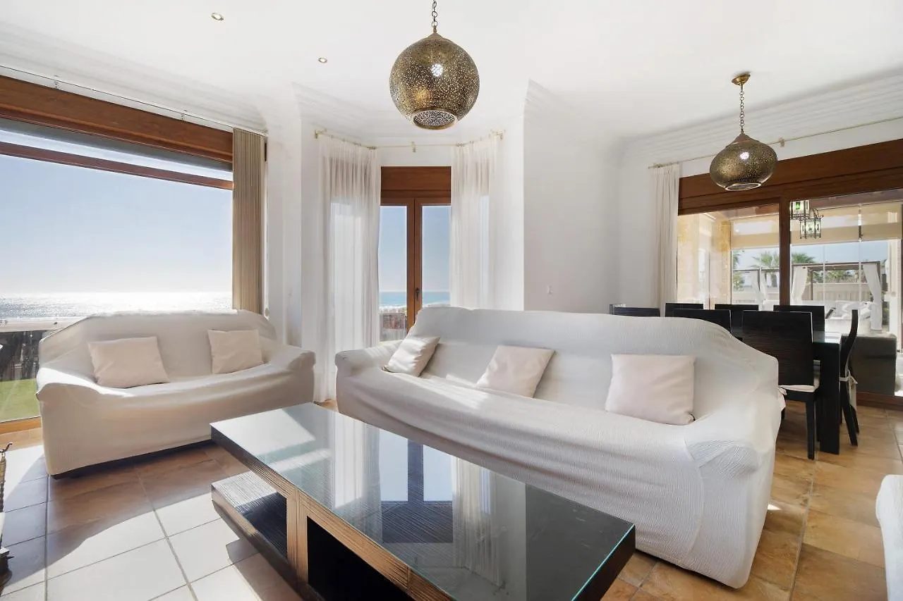 Carolina Beach House Chiclana de la Frontera 0*,  Spain